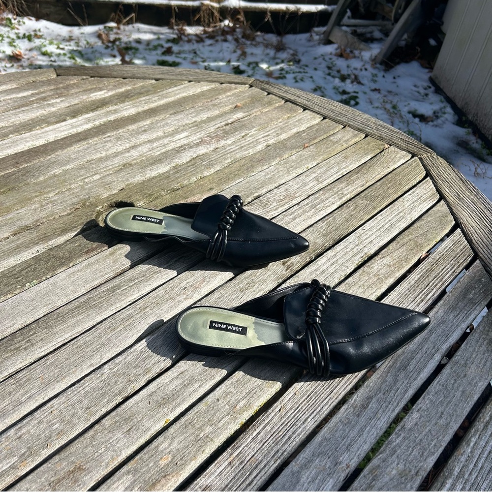 Nine West Aliby Pointed Flat‎ Mules Womens 9.5 Black Slip On Casual Shoes